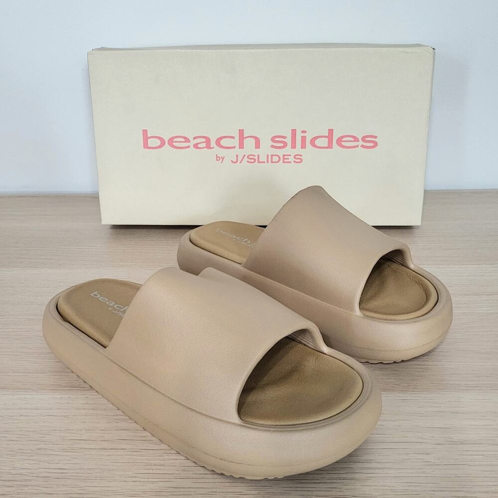 J/SLIDES Tan Women's Beach Slides